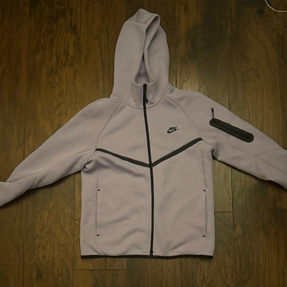 Nike Light Purple Hoodie with Black Details
